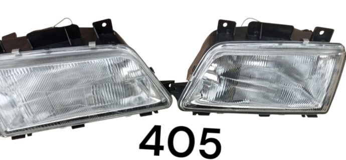 الاضواء الامامية بيجو405